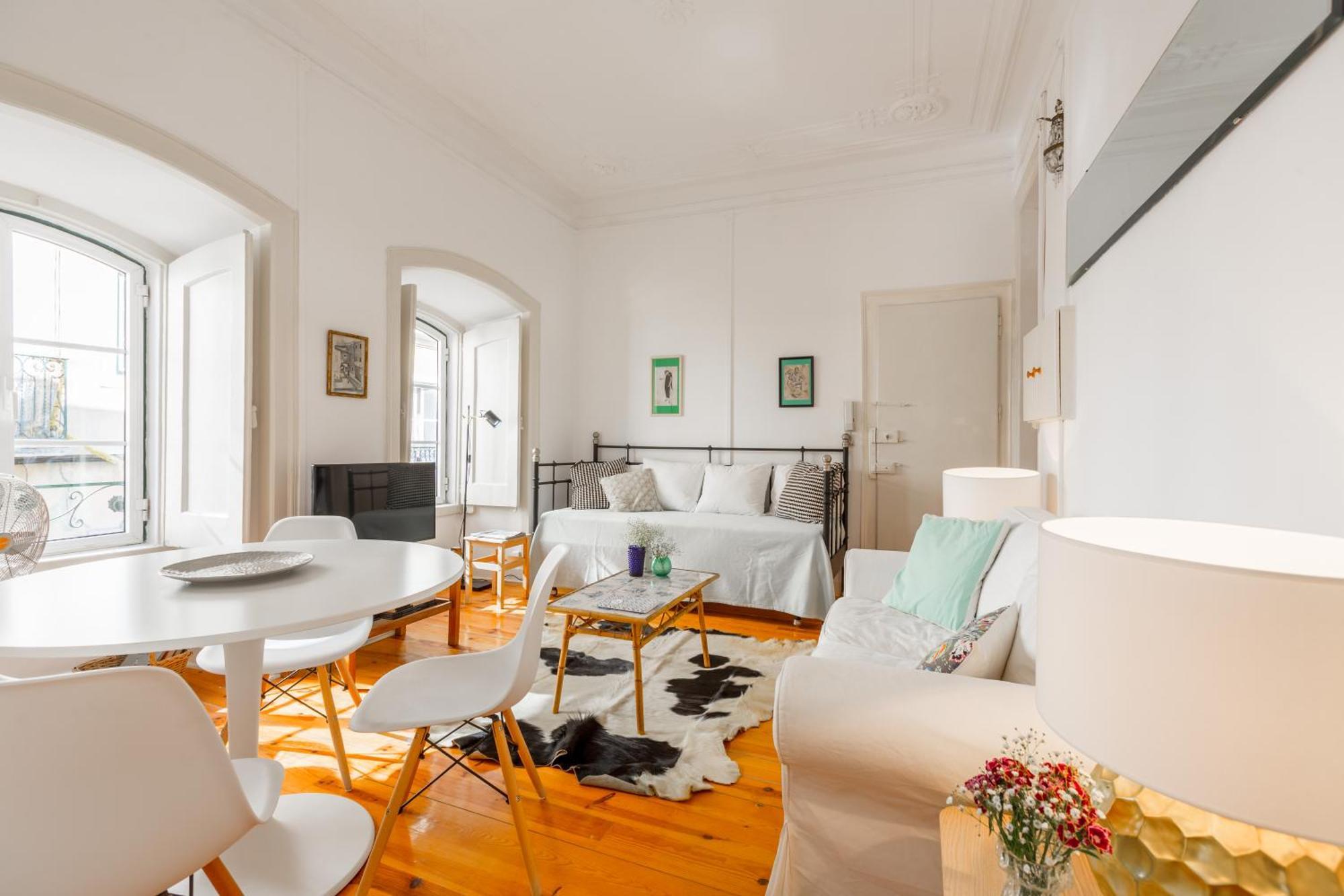 Spacious, Bright And Sunny Apartment, By Timecooler Lizbona Zewnętrze zdjęcie